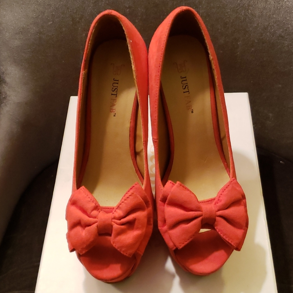 Just Fab LITA PLATFORM HEELS 8